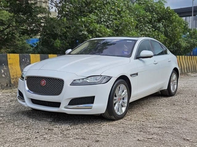 Jaguar XF 2015