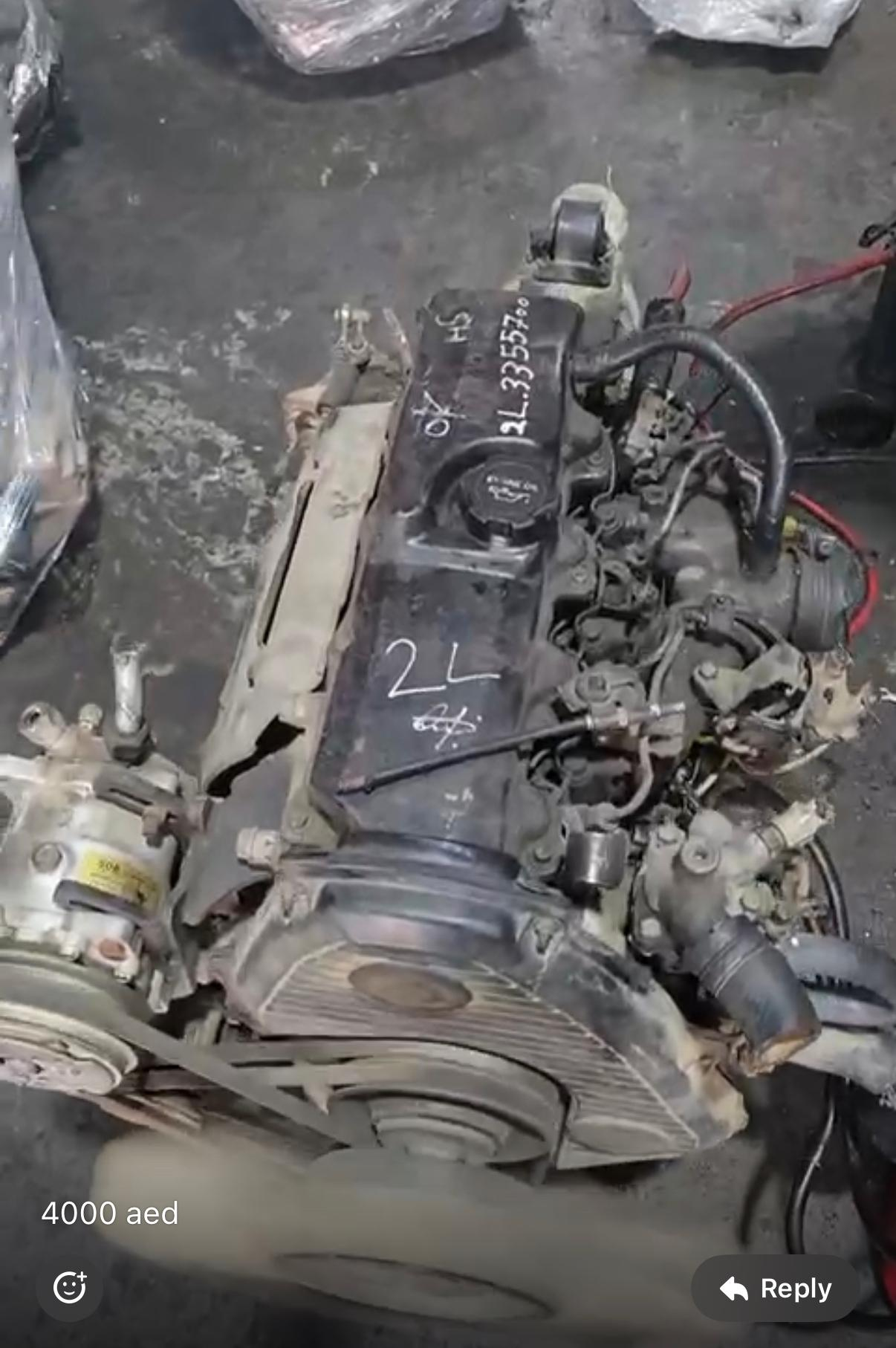 Toyota Hilux 2L engine